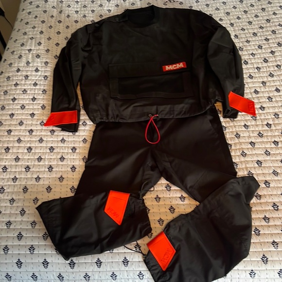 MCM tracksuit set Mens size small - Picture 1 of 8